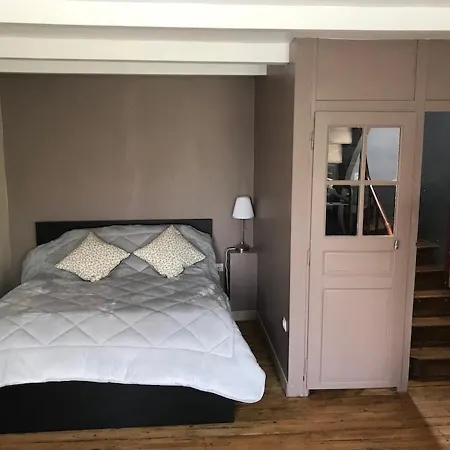 Forrest ; La Maison De Forrest Дом отдыха