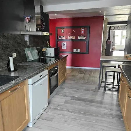 Forrest ; La Maison De Forrest *