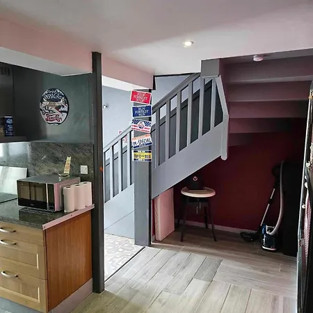 Dom wakacyjny Forrest ; La Maison De Forrest Sainte-Marie-du-Mont (Manche)