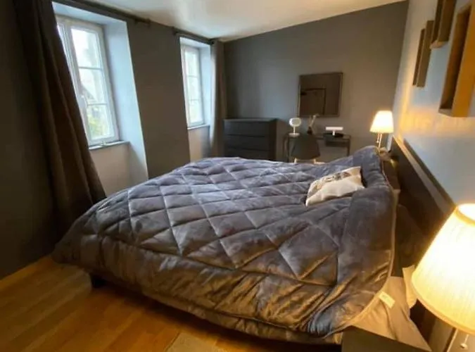 Forrest ; La Maison De Forrest * Sainte-Marie-du-Mont (Manche)